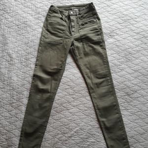Divided Jeans